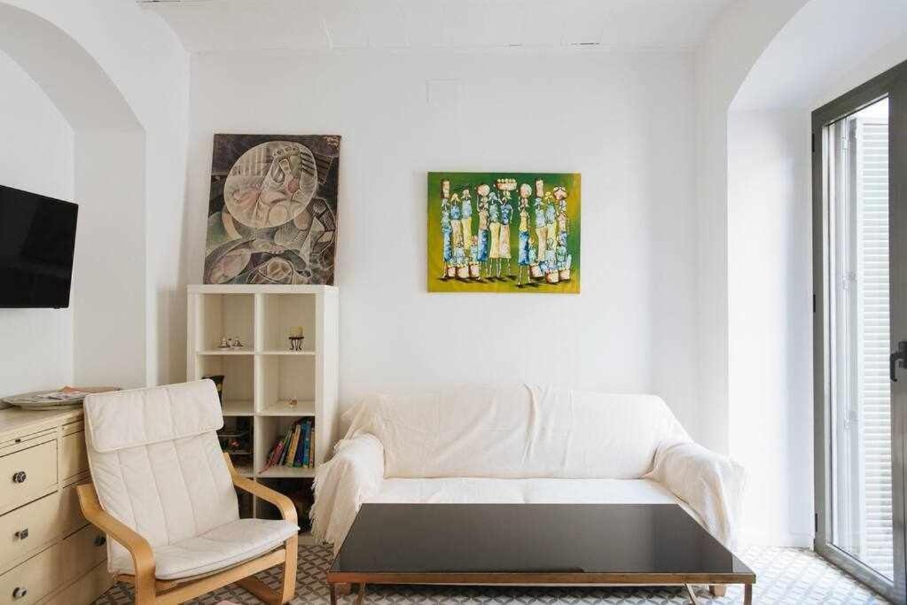 Apartamento Con Parking Jesus Del Gran Poder Севилья Экстерьер фото