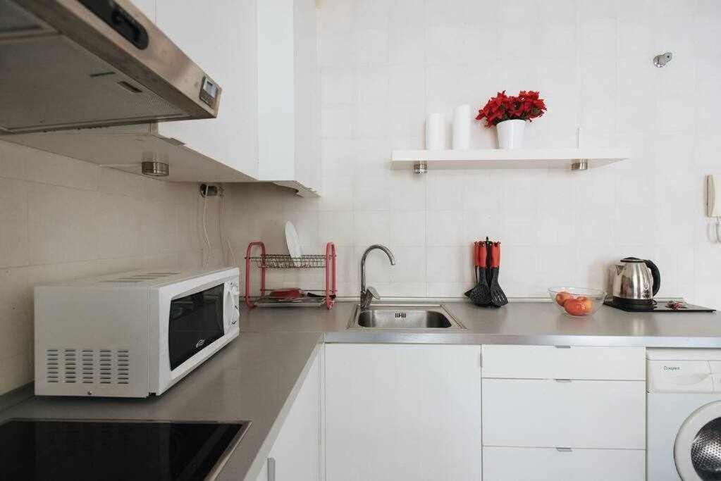 Apartamento Con Parking Jesus Del Gran Poder Севилья Экстерьер фото