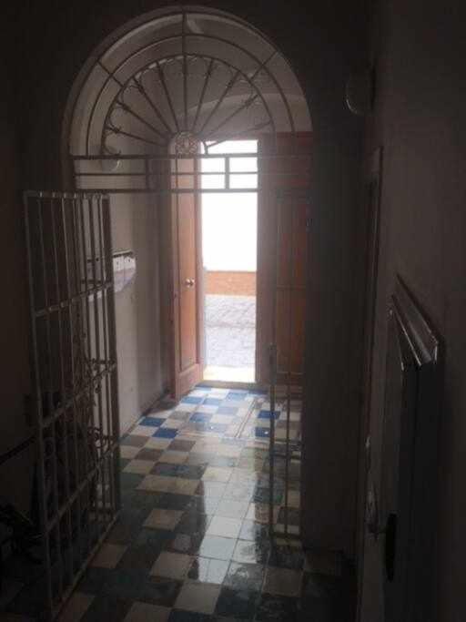 Apartamento Con Parking Jesus Del Gran Poder Севилья Экстерьер фото
